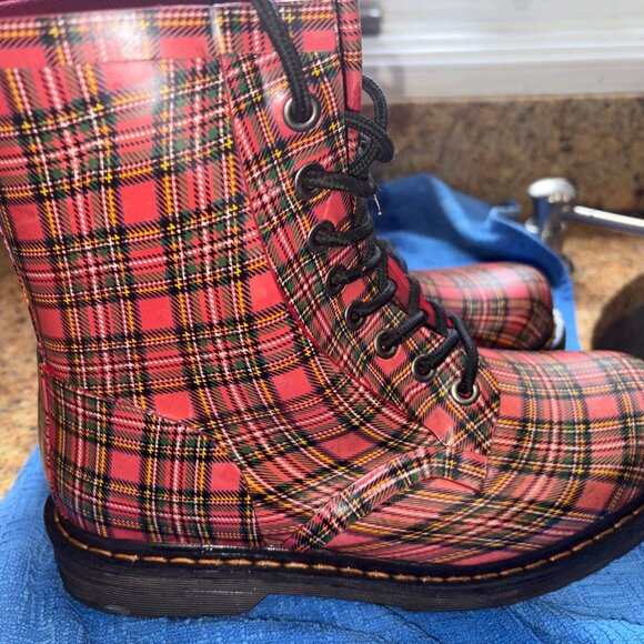 Vintage Rare Dr. Martens Drench Plaid Rubber Lace-Up Boot Women's Sz 9 GUC - Picture 7 of 9